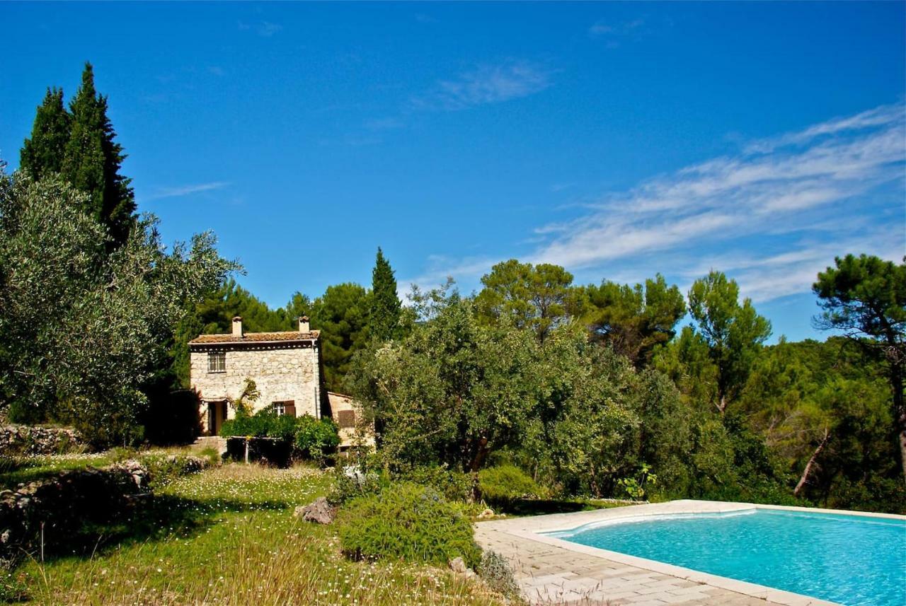 Le Rayol Villa เซญองส์ ภายนอก รูปภาพ