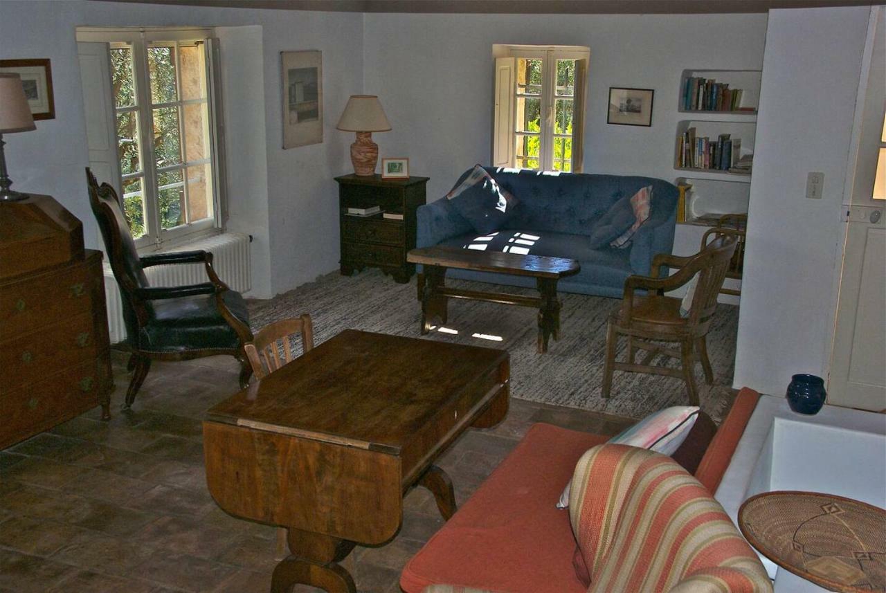 Le Rayol Villa เซญองส์ ภายนอก รูปภาพ